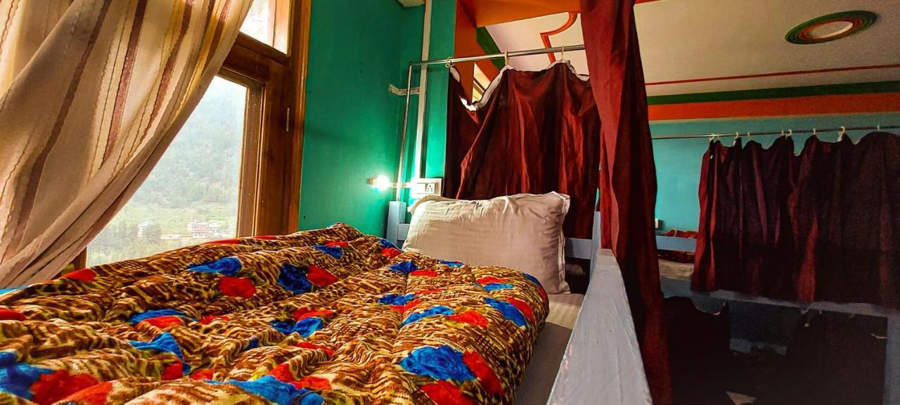 La Vaca India Manali Hostel Εξωτερικό φωτογραφία