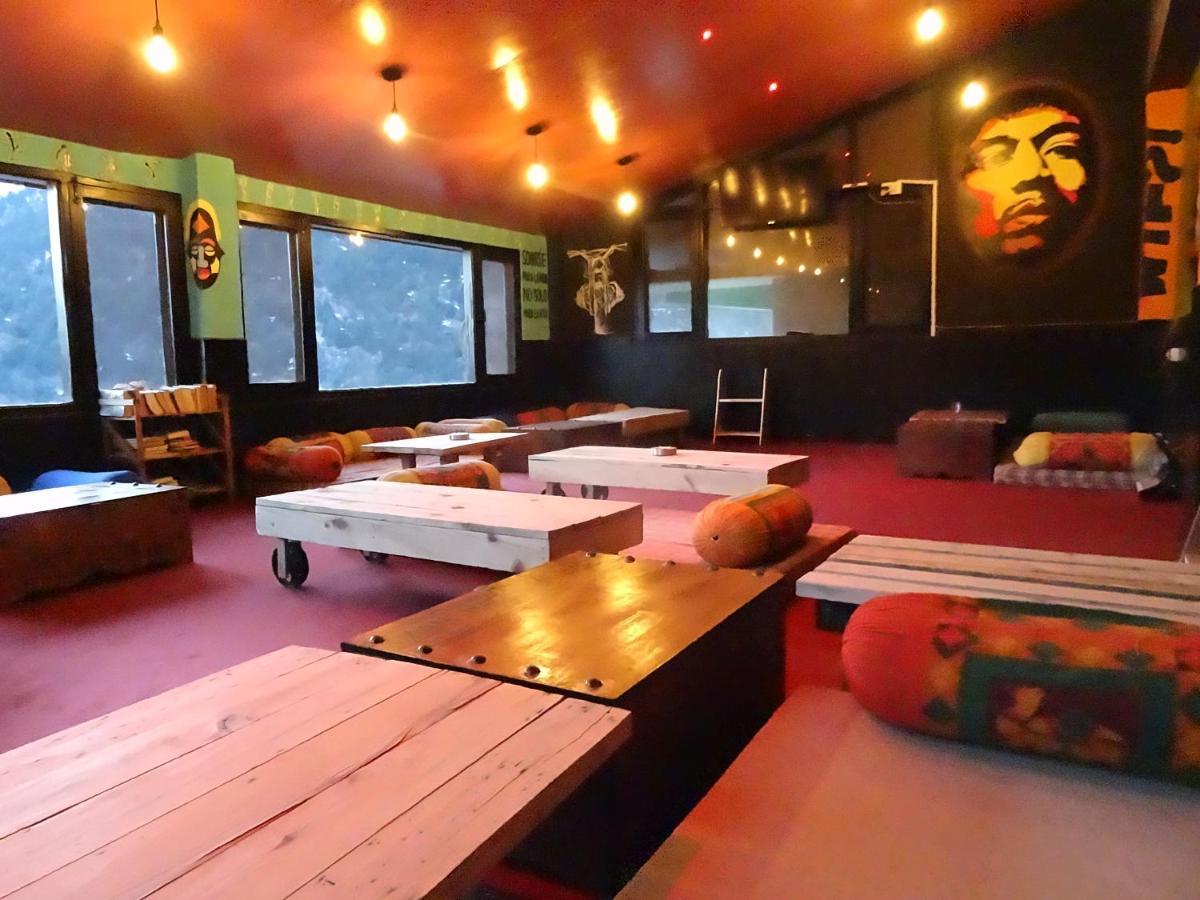 La Vaca India Manali Hostel Εξωτερικό φωτογραφία
